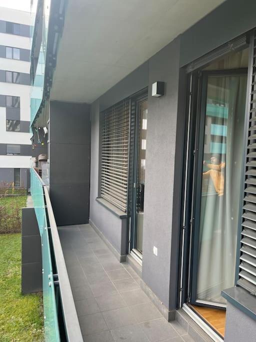 Holesovice,balkon,garaz Apartment *